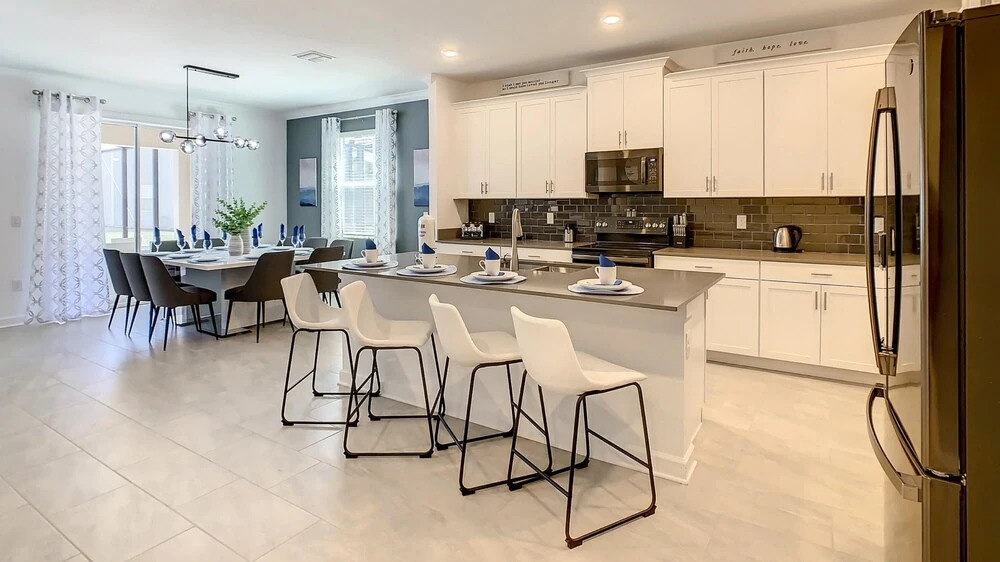 Cozy Kissimmee 6BR Themed Home w Pool SPA Loft
