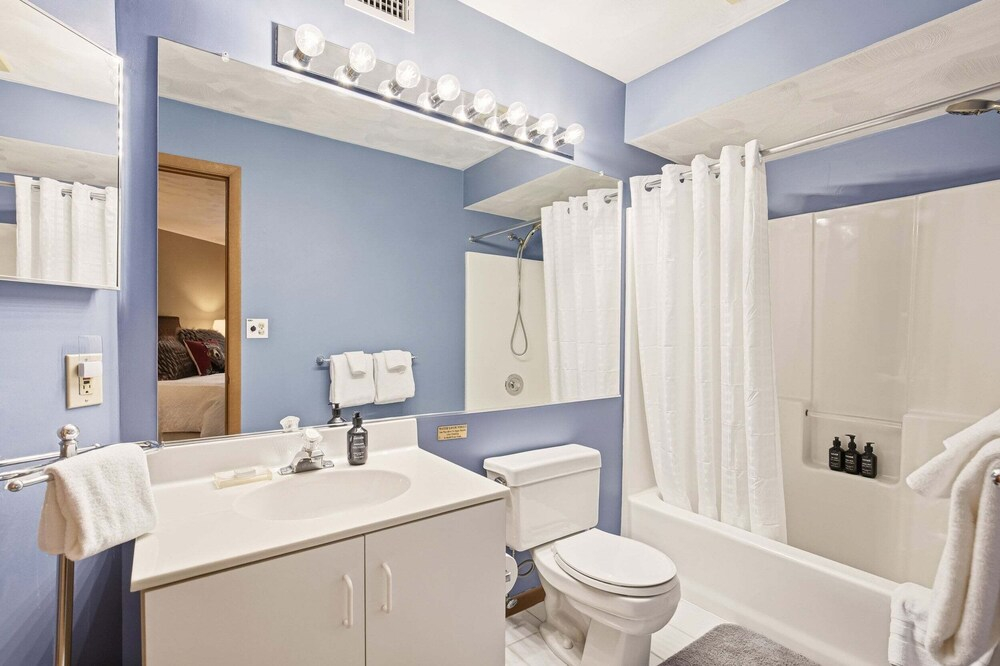 Seven Springs Meadowridge 3brloft Premier-cssv8011 3 Bedroom Condo