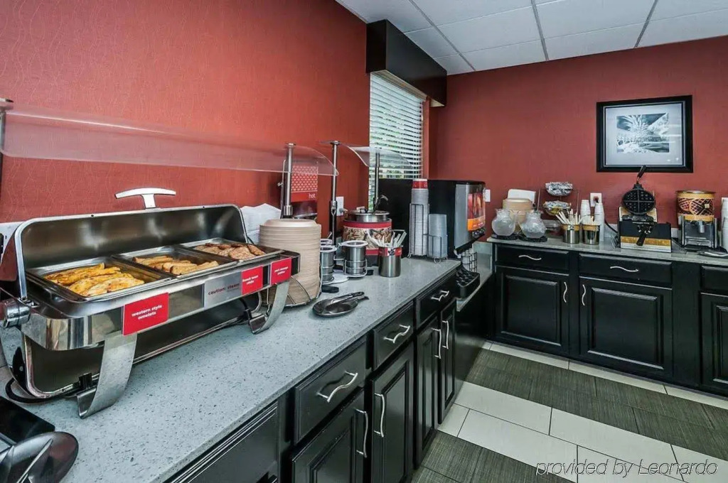 Holiday Inn - St. Petersburg West by IHG