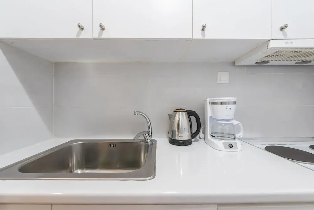 Apartment at Megaro Mousikis metro station 1bed 2 pers