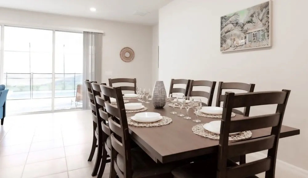 Spacious 10 Bed Pool Home With Game Room- 10 Bedroom Home by RedAwning