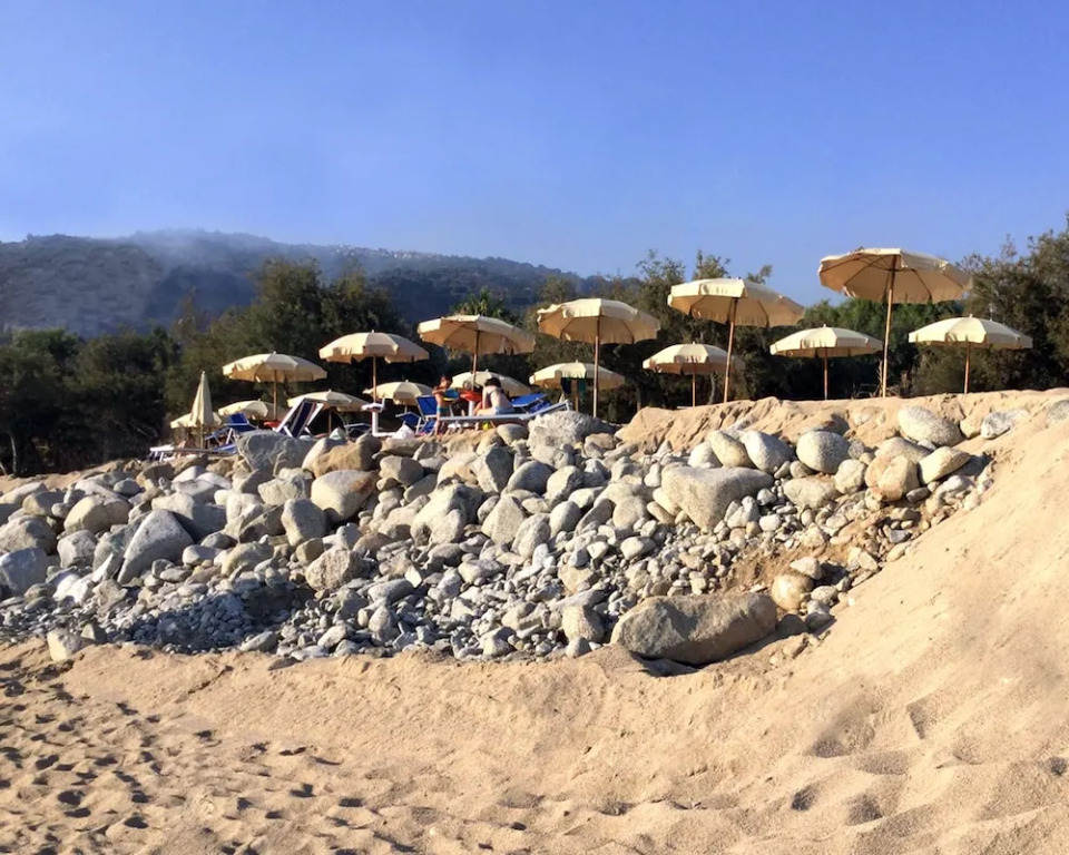 Cliffs Hotel