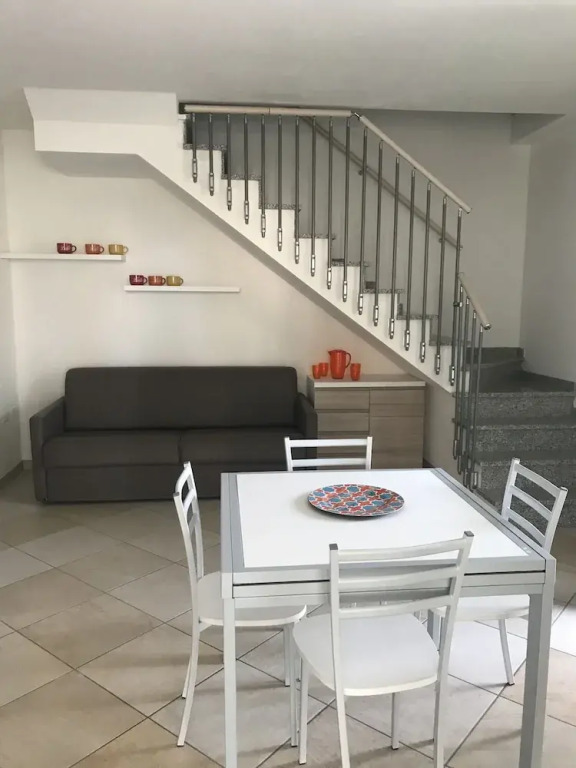 Tigli F 6 Su Due Livelli