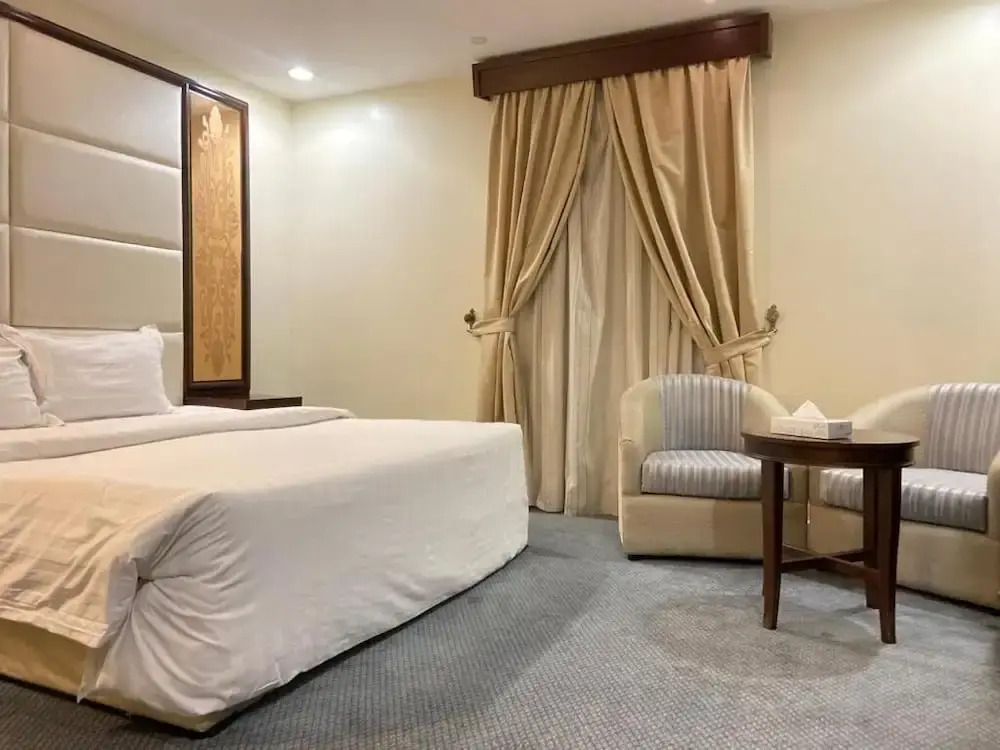 Makarim Al Nakheel serviced apartments