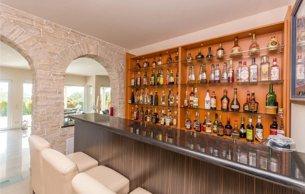 Awesome Home In Turanj