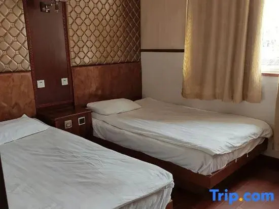 Shanghai Peace Ju Hotel