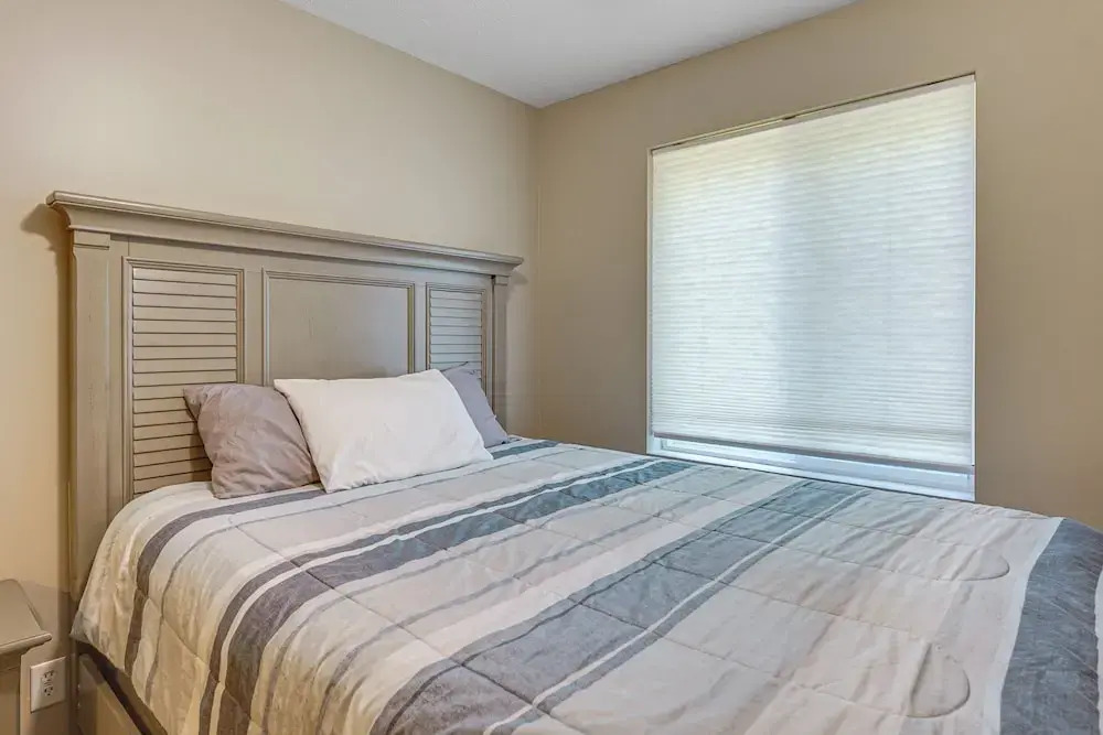 Spacious Whitehall Home w/ Hot Tub + Game Room