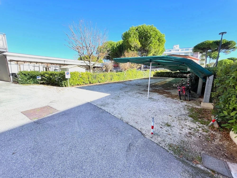 Charming Family Flat Near the Beach