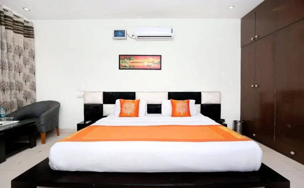 Shradha Guest House