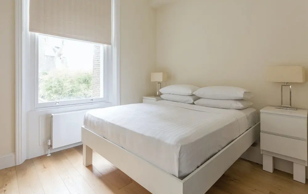 Marloes Road Lux 2 Bedrooms Apartment