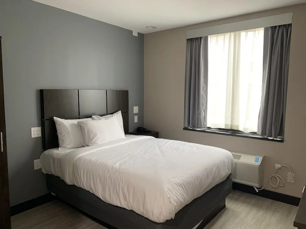 Monti Hotel