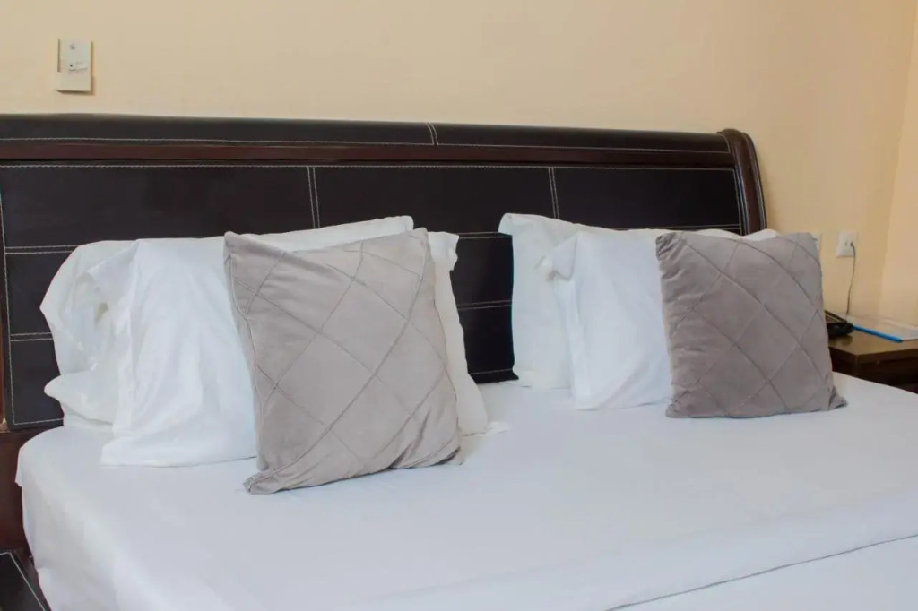 Hotel 3 J