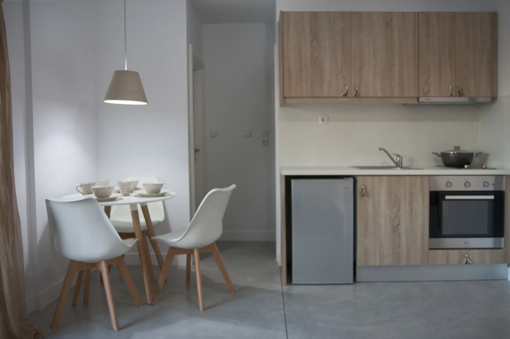 Axos Apartments