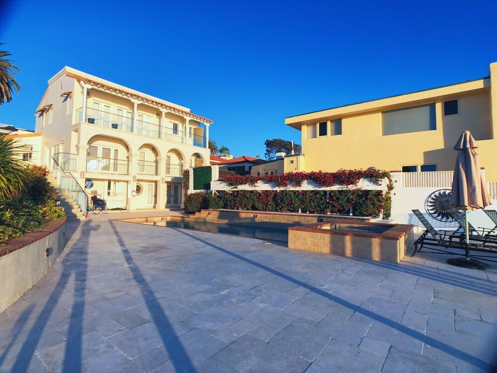 Luxury Beachfront Estate & Private Beach.