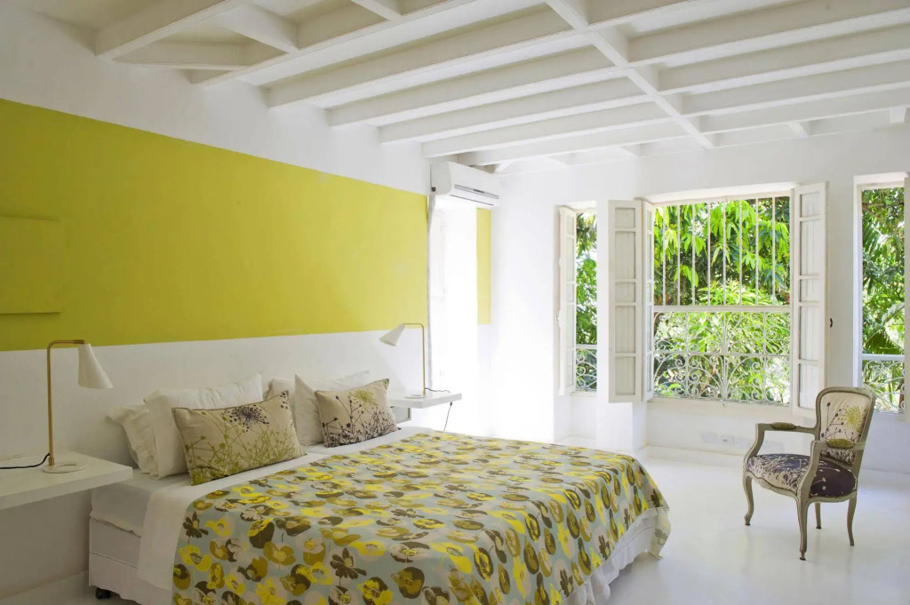 Casa Amarelo par Robert le Héros