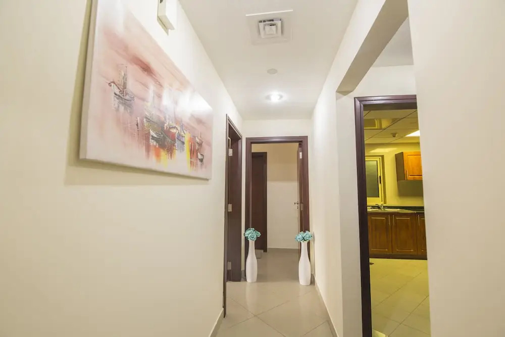 Deluxe Apartment with Lake View