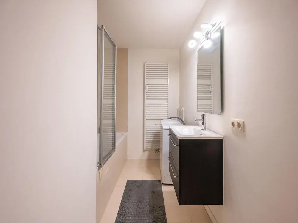 Apartment in Heist Near the Beach