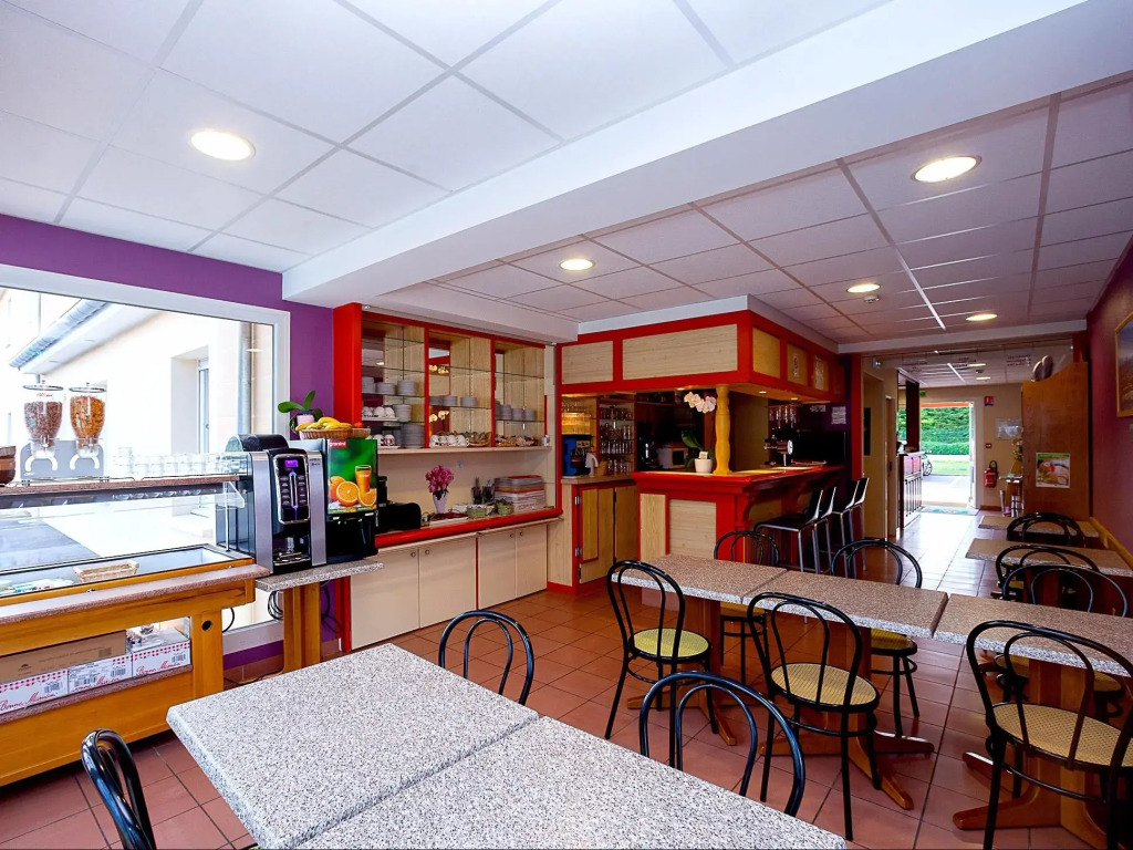 Logis JumHotel