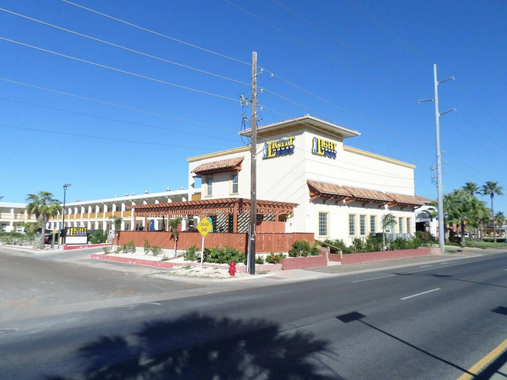 Lighthouse Inn