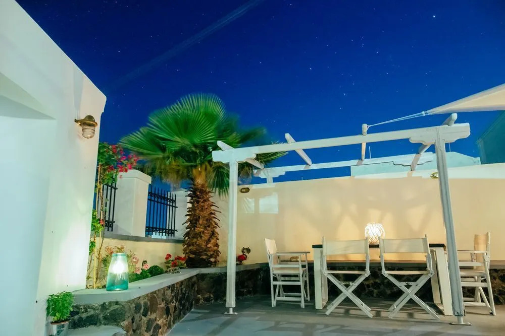Day One Fira Mansion