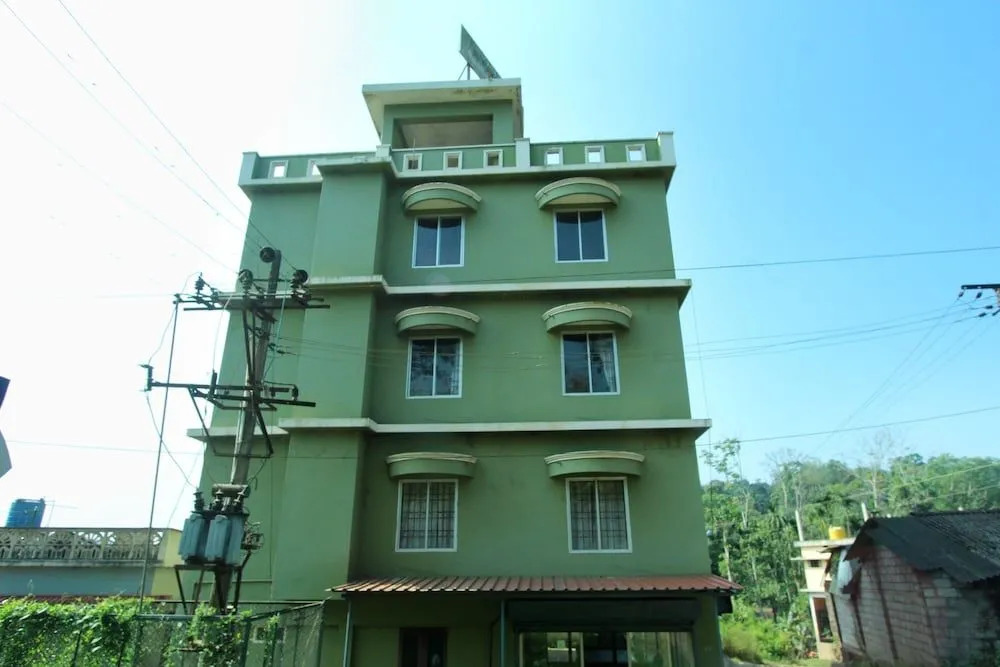 OYO 22514 Live Inn