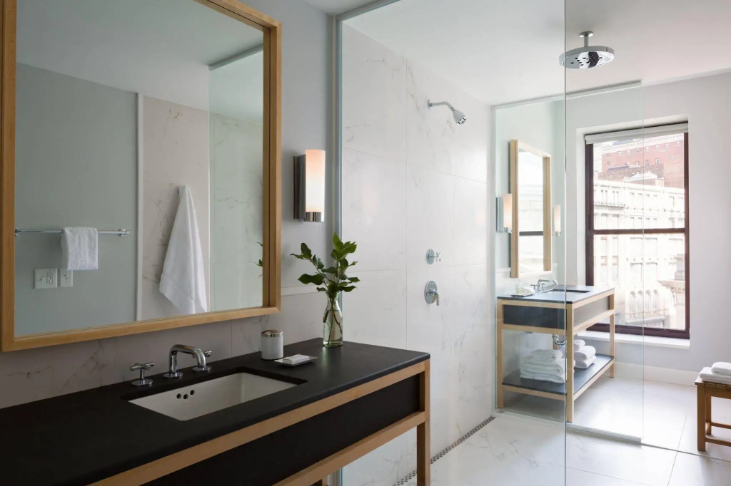 Kimpton Schofield Hotel by IHG
