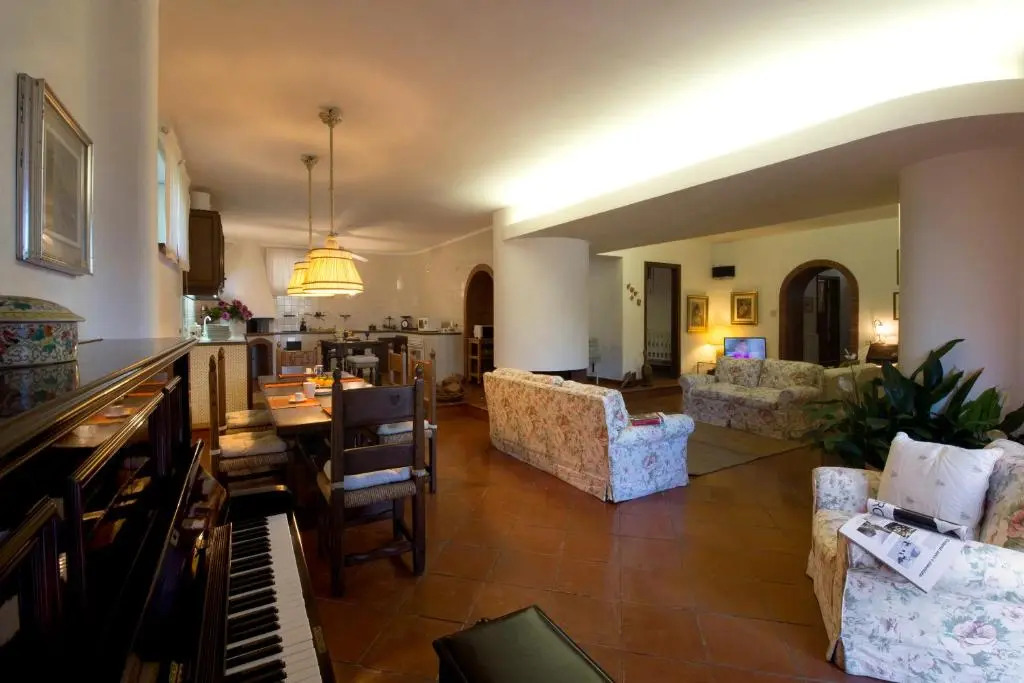 villa le olivine