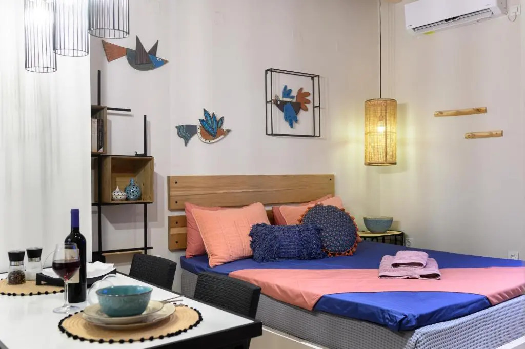 Fiorela's casa- A stylish loft apartment in the heart of Preveza