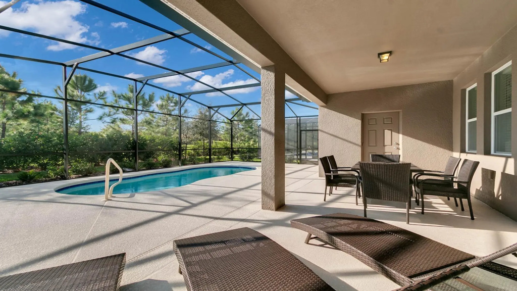Modern 7BR Pool Villa No Rear Neighbors
