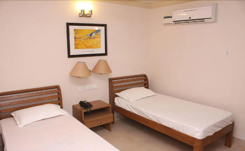 Gemini Inn