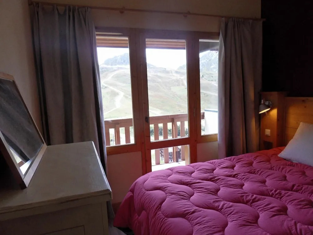 Belle Plagne 3 Rooms 7 People Apartment, on the Slopes Ner1109