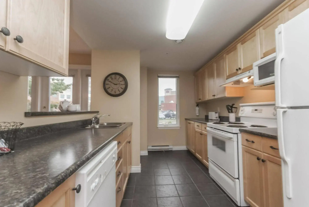 Premiere Suites Moncton