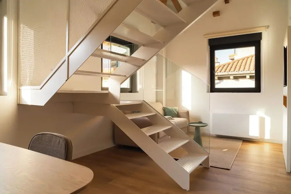 Limehome Pamplona Hilarión Eslava