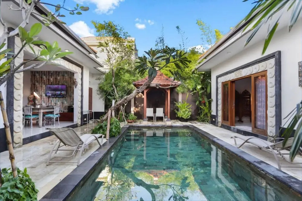 Grace villa 5 minutes walk to the beach