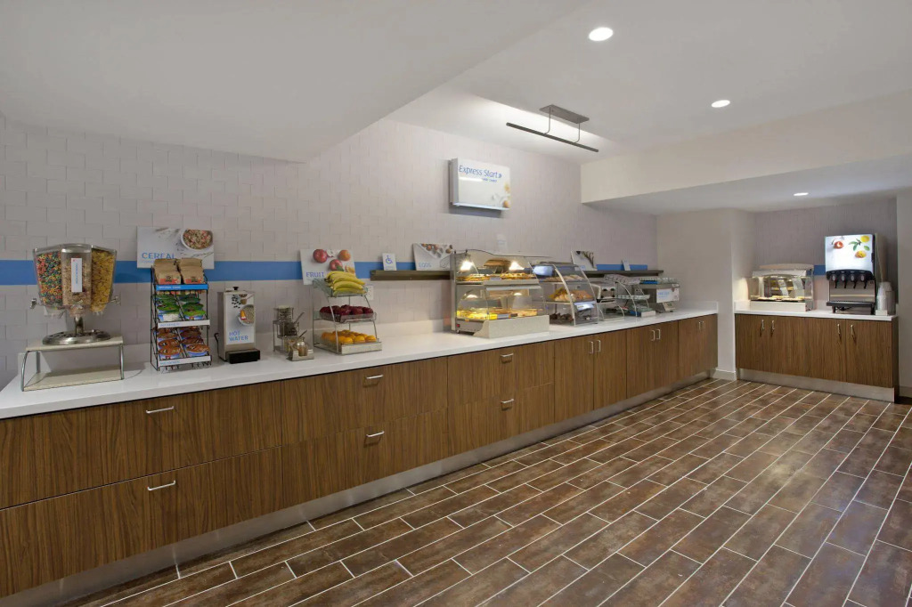 Holiday Inn Express Hotel & Suites Austin Downtown - University by IHG