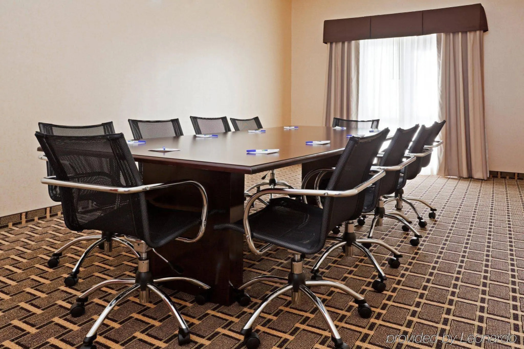 Holiday Inn Express Hotel and Suites Statesville by IHG