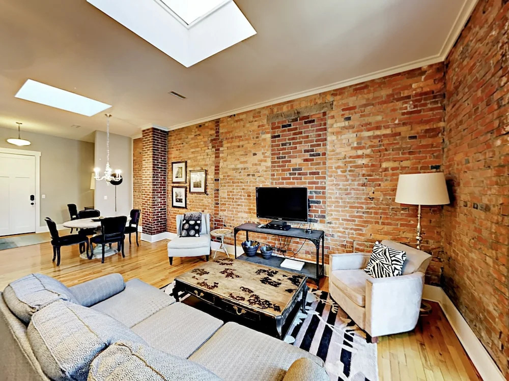 Church Street #202 - 1 Br Apts