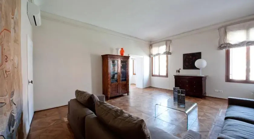 Ca Corner Gheltoff