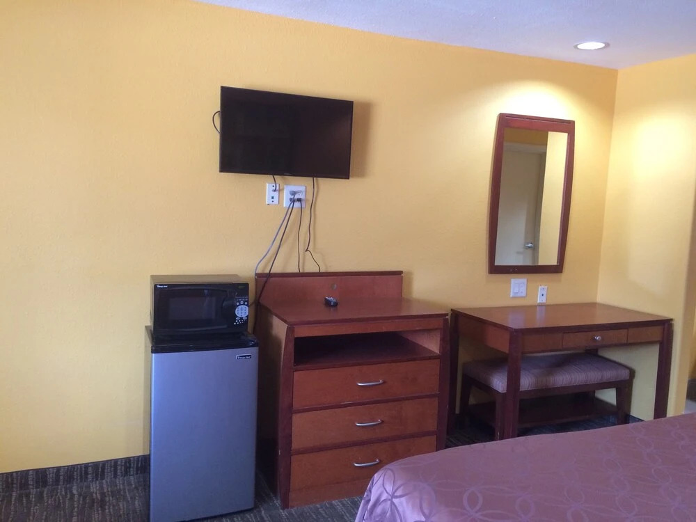 Express Inn Gulf Bank