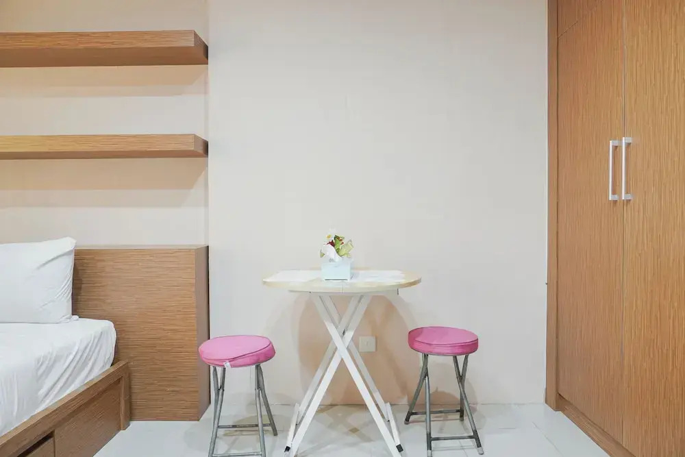 Comfort And Cozy Living Studio At Park View Condominium Apartment