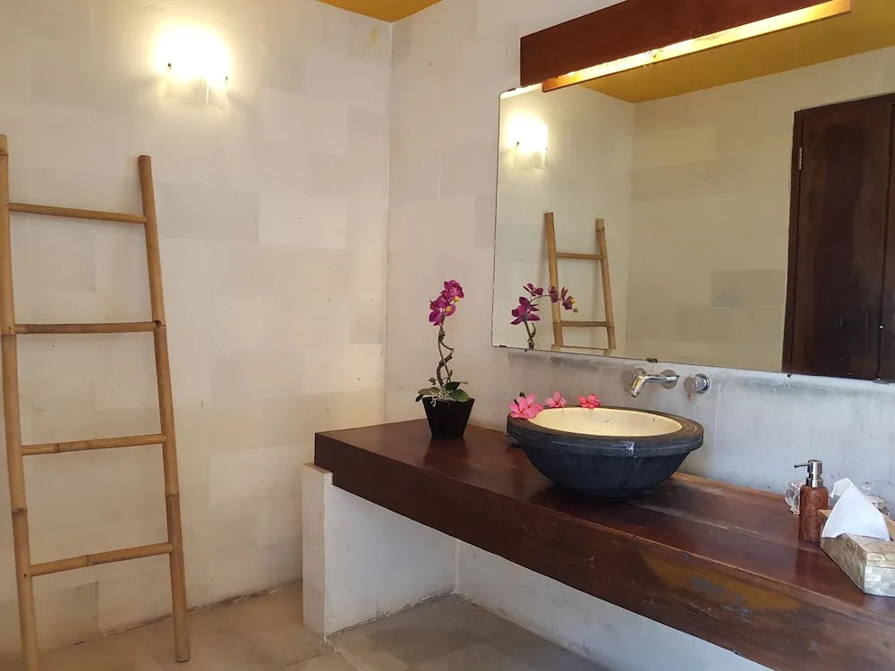 Gili Exotic Villas