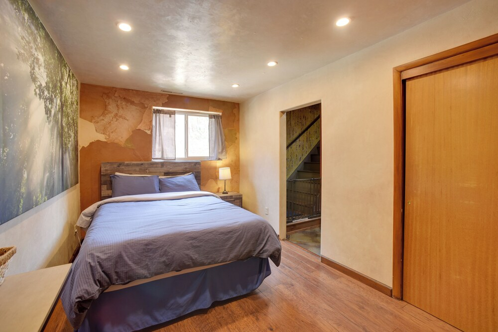 Homey Mtn View Escape: 11 Mi to Garden of the Gods