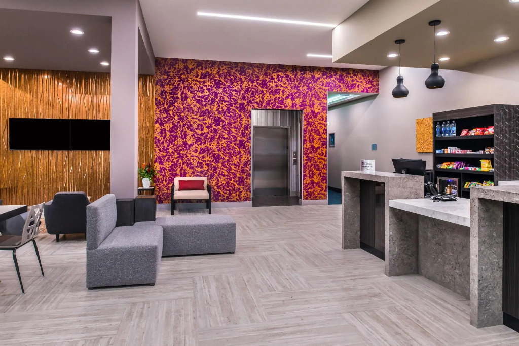 Best Western Plus Temecula Wine Country Hotel & Suites