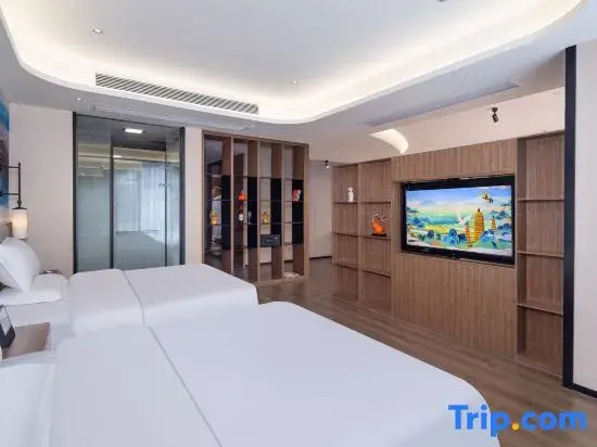 Luyuan International Hotel ( Alugudong Scenic Spot)