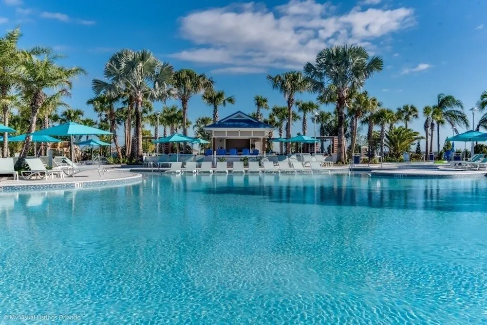 Spacious 10 Bed Pool Home With Game Room- 10 Bedroom Home by RedAwning