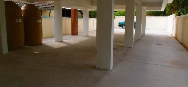 Tikky Place