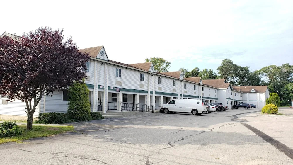 Super 8 Weymouth Boston Area