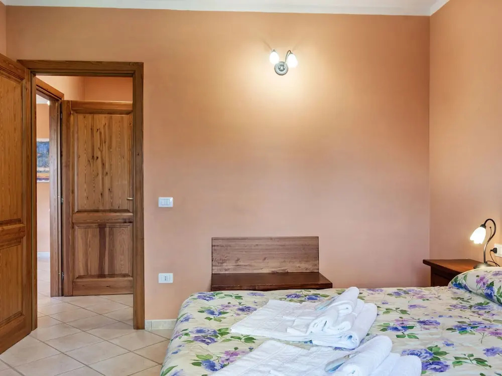 Residence with swimming-pool and thermal pools in Sorano