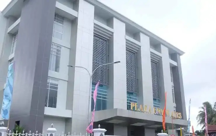 UNY Hotel Wates