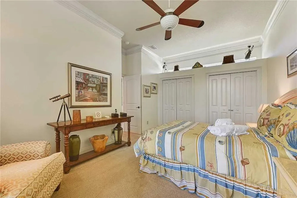 Royal Swan - Three Bedroom Home